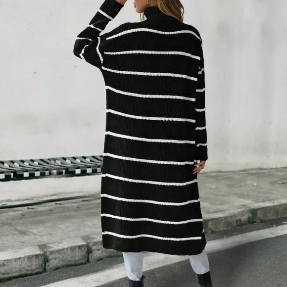 Black and White Casual Striped Pattern Drop Shoulder Split Hem Longline Sweater - Picture 2 of 6